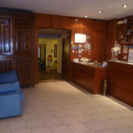 Hostal Pirineos バルバストロ エクステリア 写真