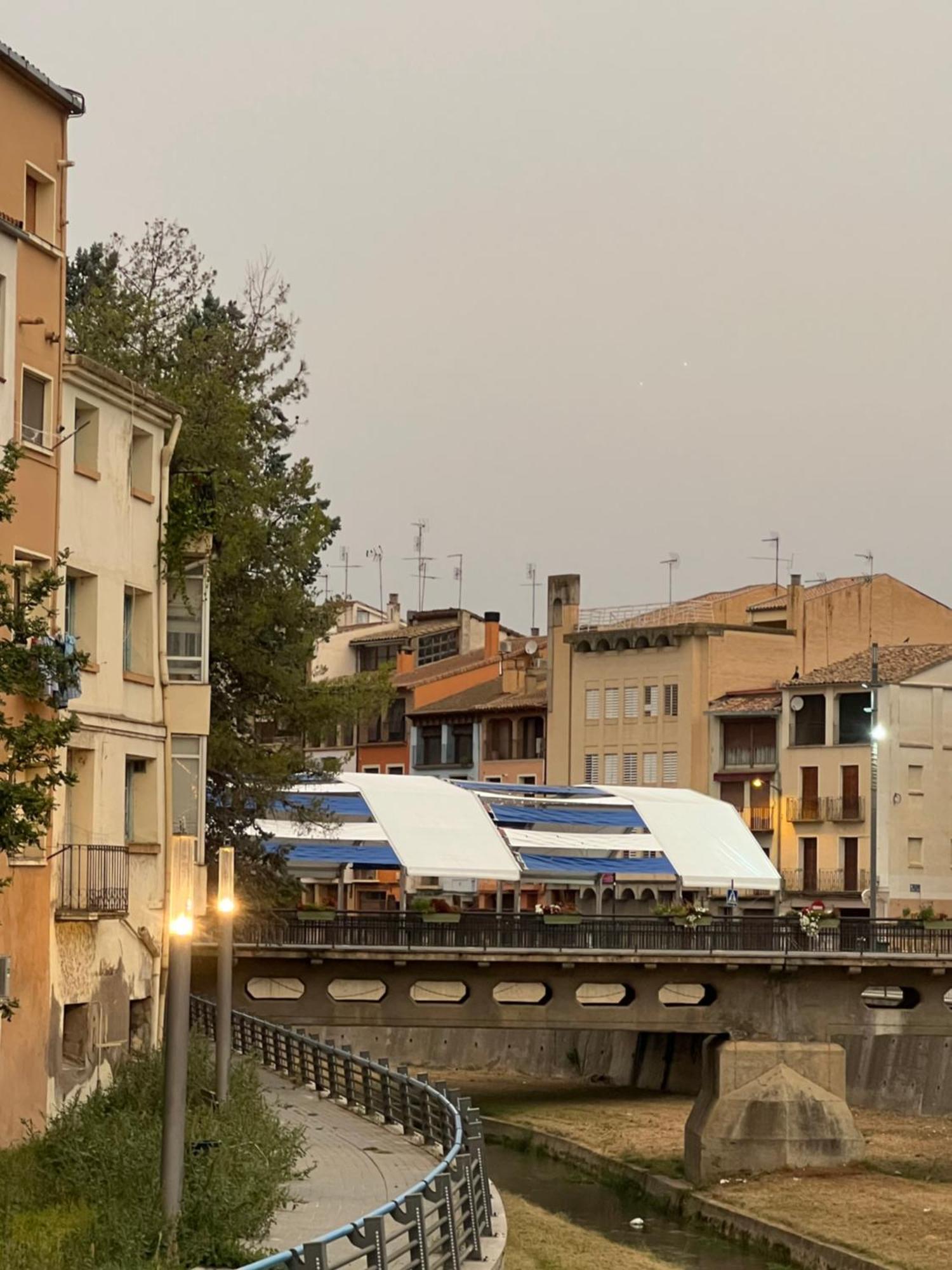 Hostal Pirineos バルバストロ エクステリア 写真