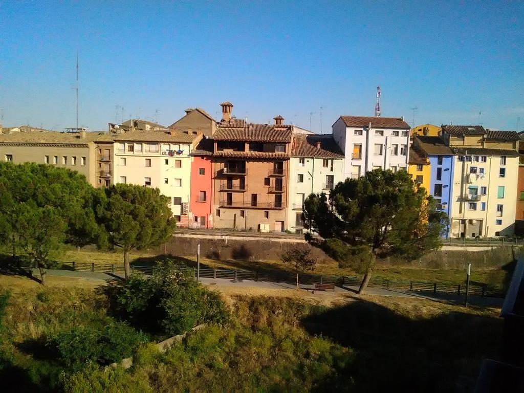 Hostal Pirineos バルバストロ エクステリア 写真