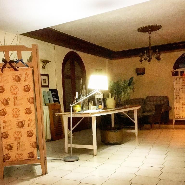 Hostal Pirineos バルバストロ エクステリア 写真